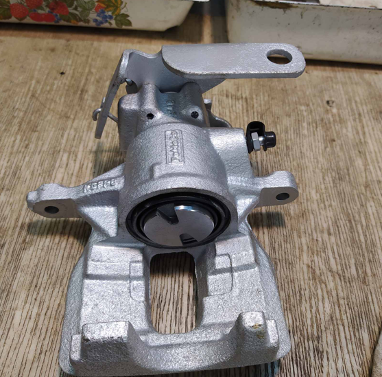 Regeneracja zacisków hamulcowych w Warszawie